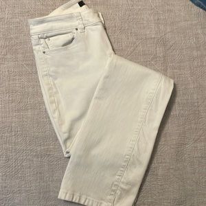 Ann Taylor modern fit boot cut white denim size 2 Tall